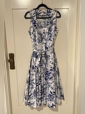 The J. Peterman Company Toile de Jouy Sleeveless Dress Blue & White Dress Sz 10